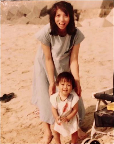 山崎育三郎と母親の画像